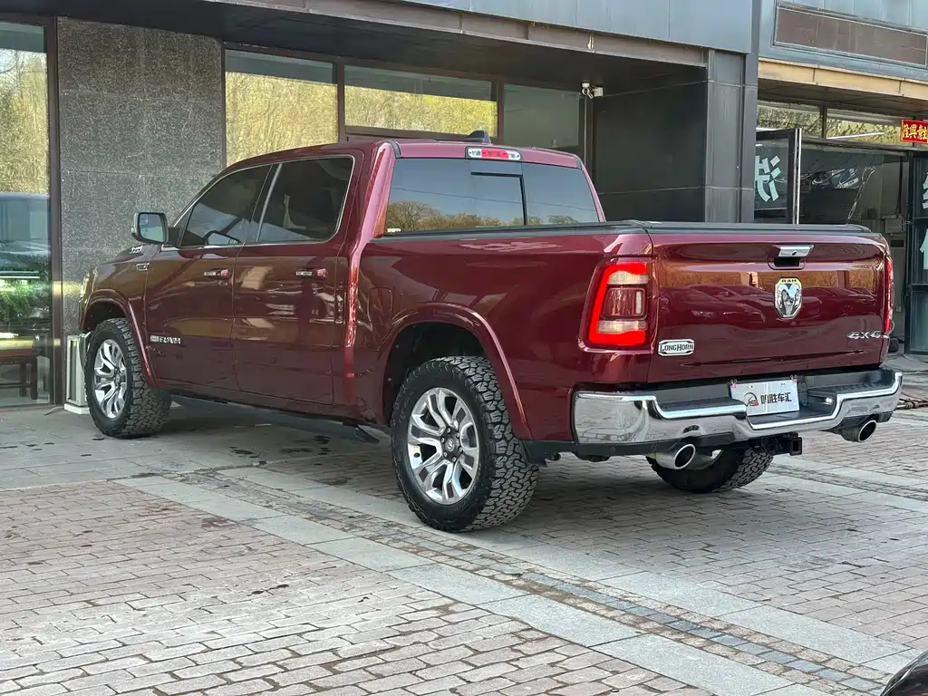 Ram Trucks 2020 5.7L AT