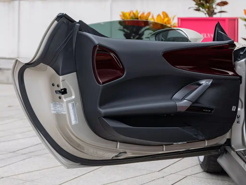 Ferrari SF90 — миниатюра 15