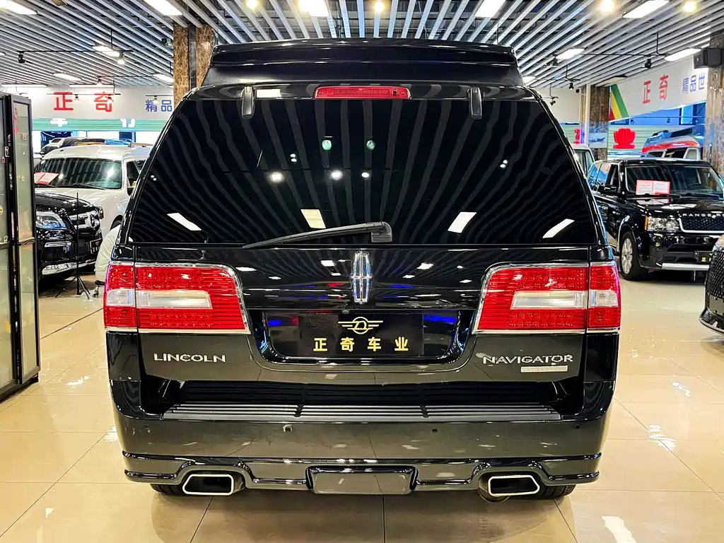 Lincoln Navigator — миниатюра 8