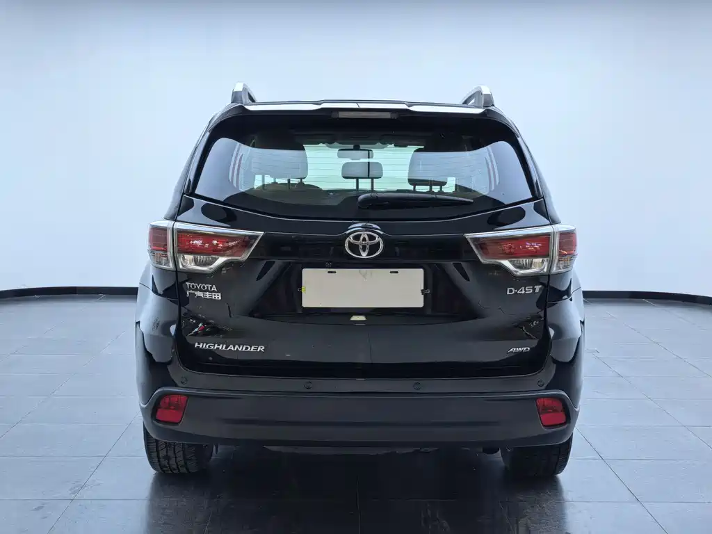 Toyota Highlander 2017 2.0T Elite 7 мест