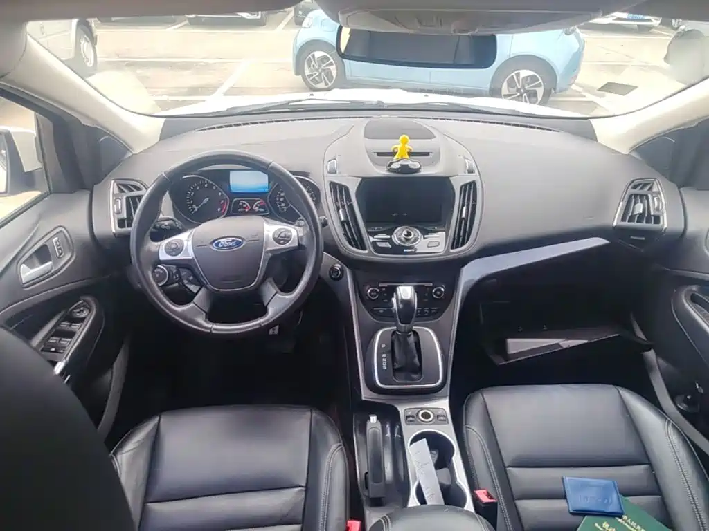 Ford Kuga — миниатюра 14