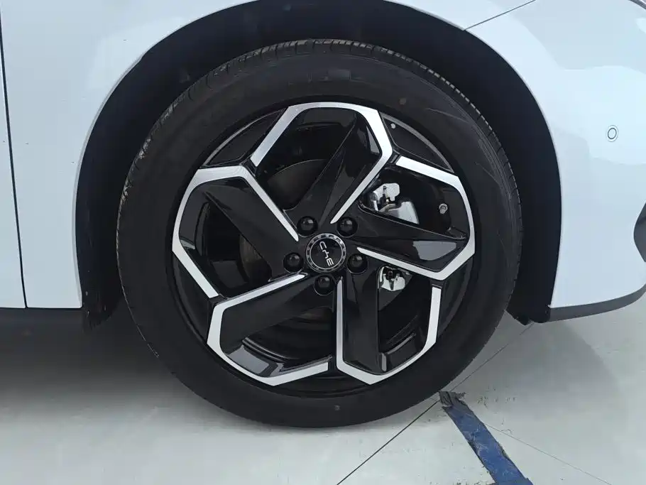 BYD Seals 06 DM-i версия для путешествий — миниатюра 6