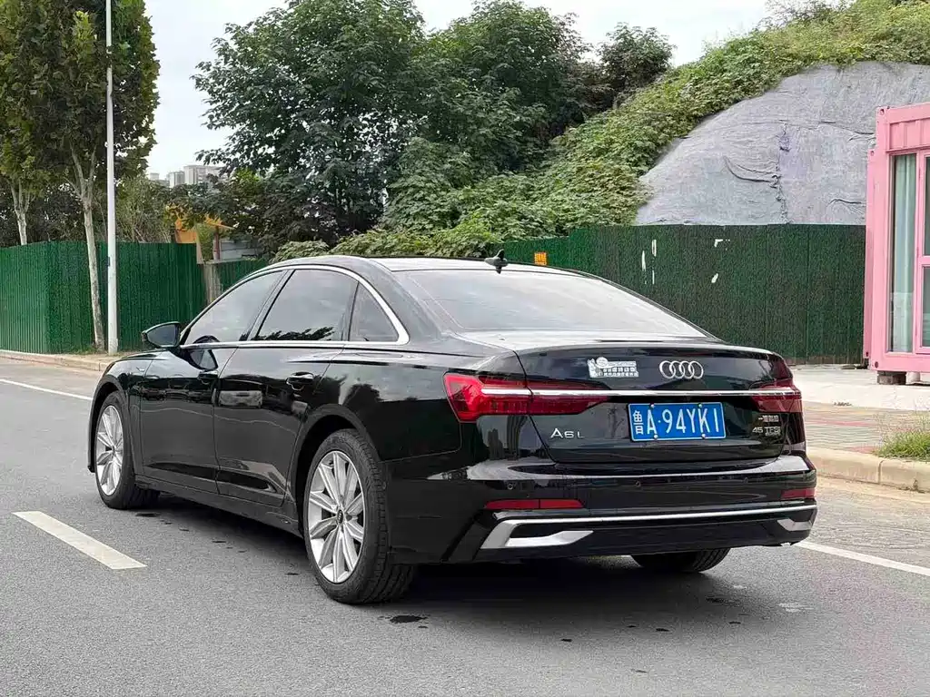 Audi A6L — миниатюра 7