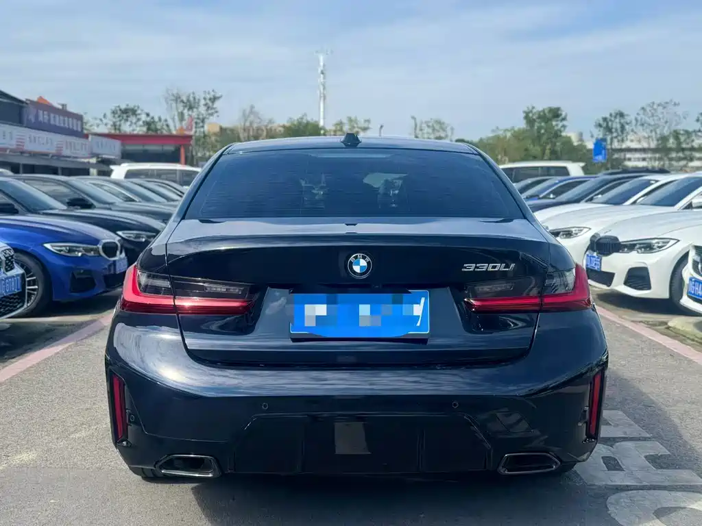 BMW 3 Series — миниатюра 8