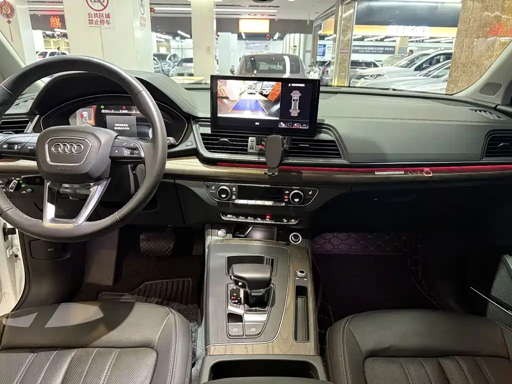 Audi Q5L — миниатюра 10