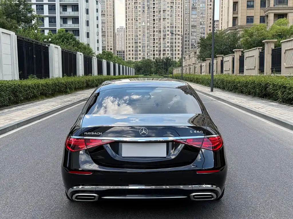 Mercedes-Benz S-Class — миниатюра 8