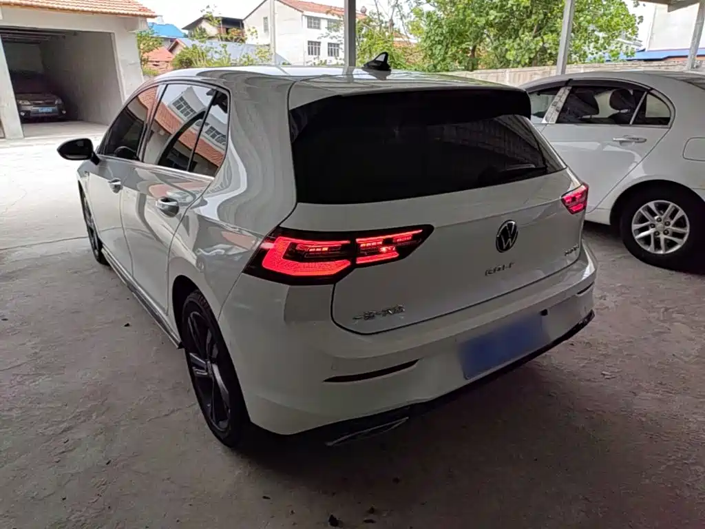 Volkswagen Golf — миниатюра 5