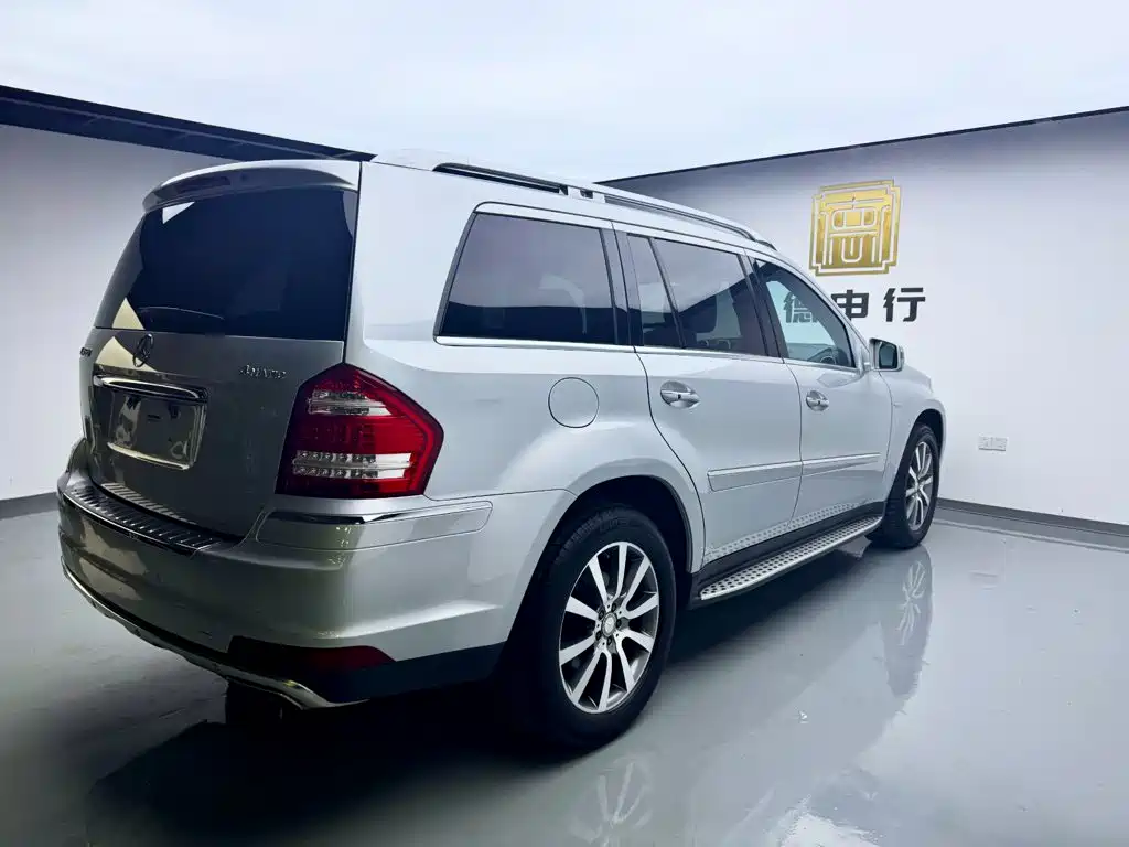 Mercedes-Benz GL-Class — миниатюра 4