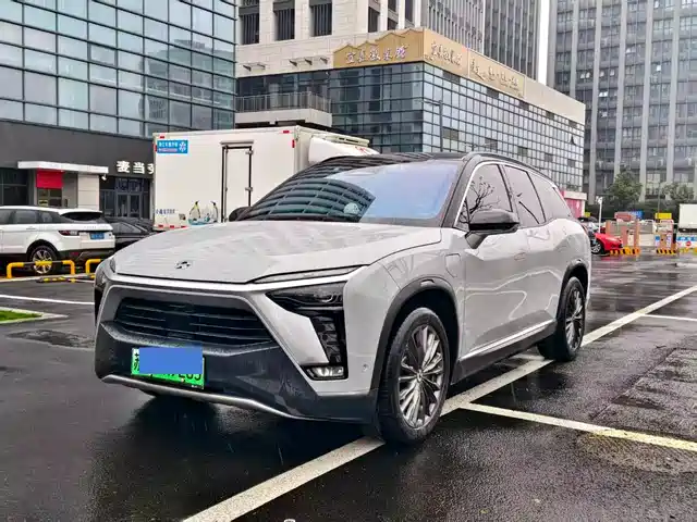 NIO NIO ES8 2022