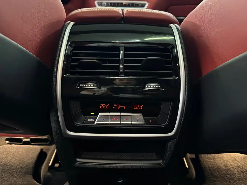 BMW X6 M — миниатюра 14