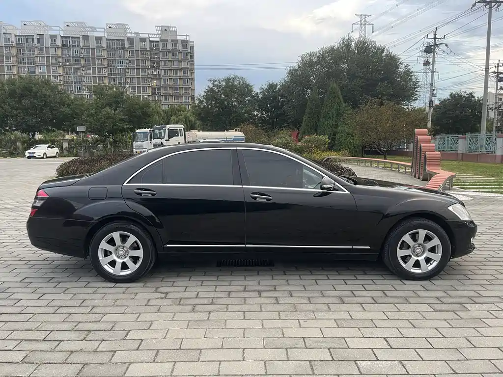 Mercedes-Benz S-Class S 2006 S 300