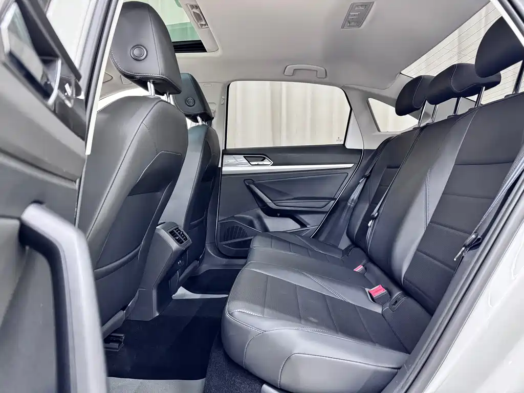 Volkswagen Lavida Pure Electric — миниатюра 5