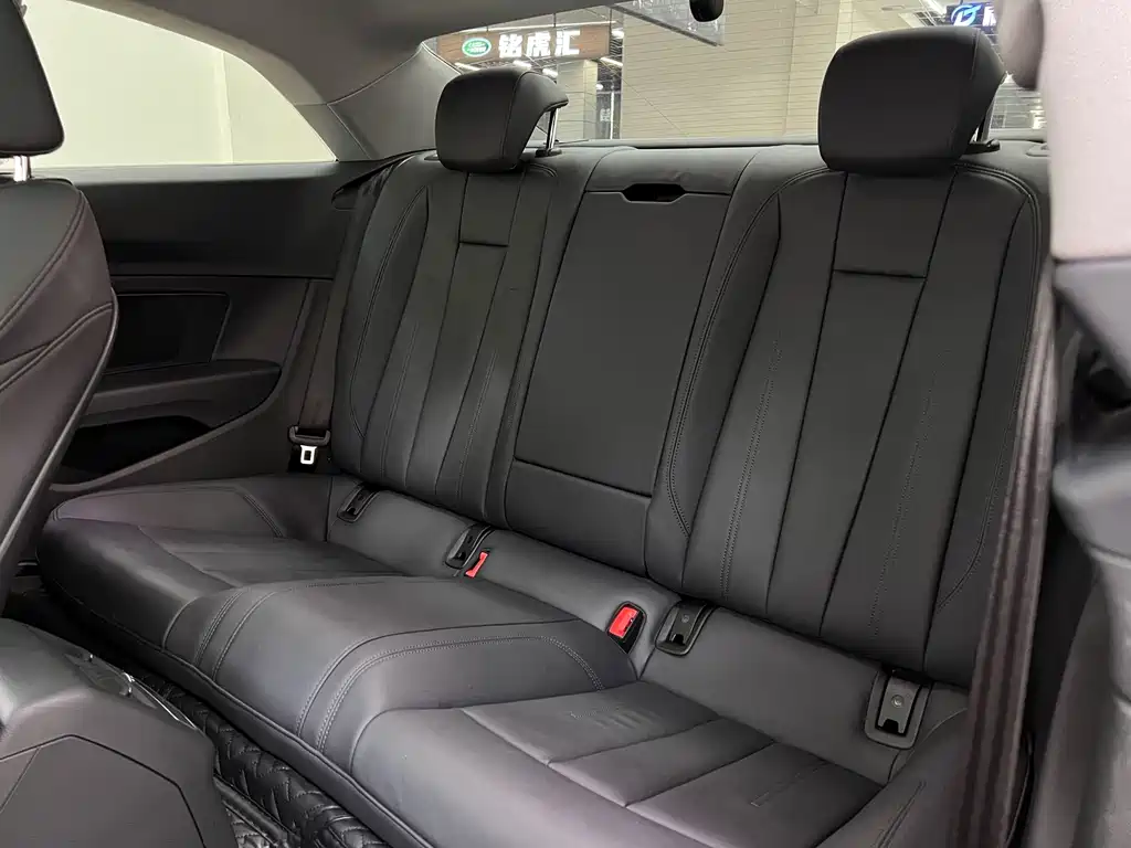 Audi A5 (Import) — миниатюра 17
