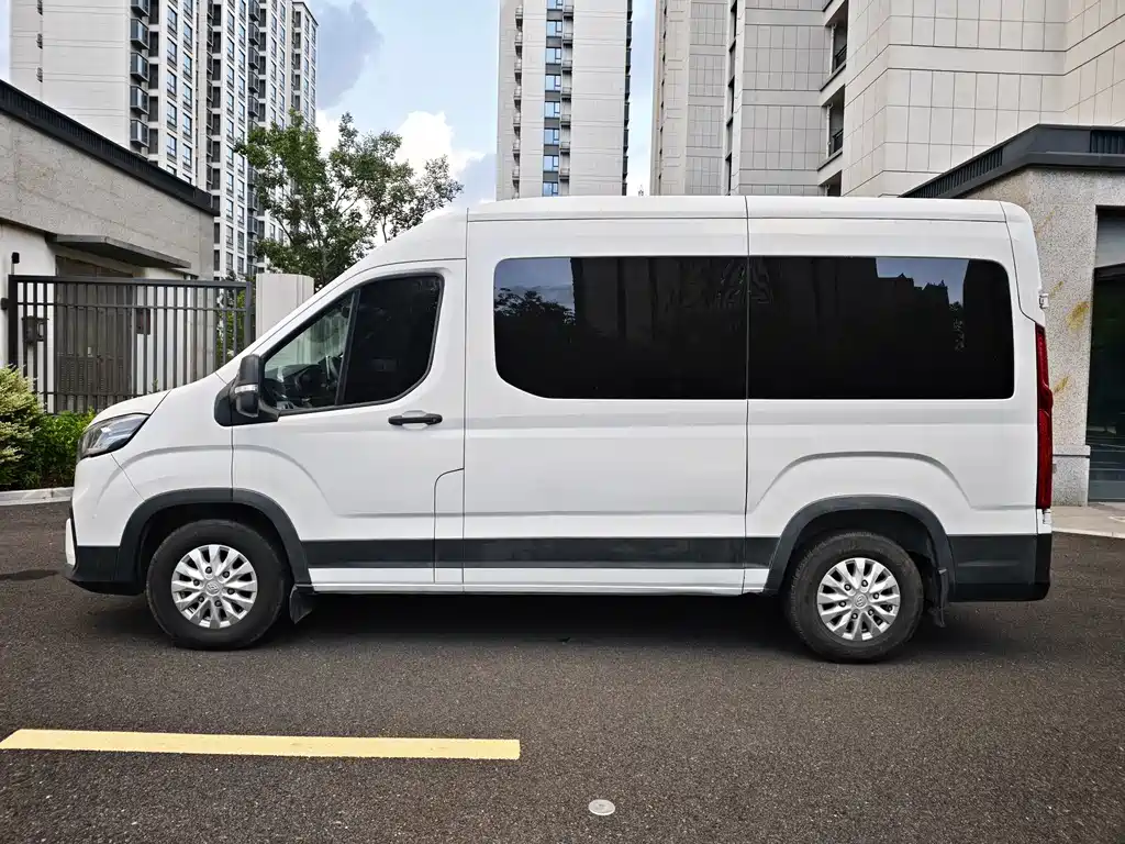 Maxus V90 — миниатюра 12