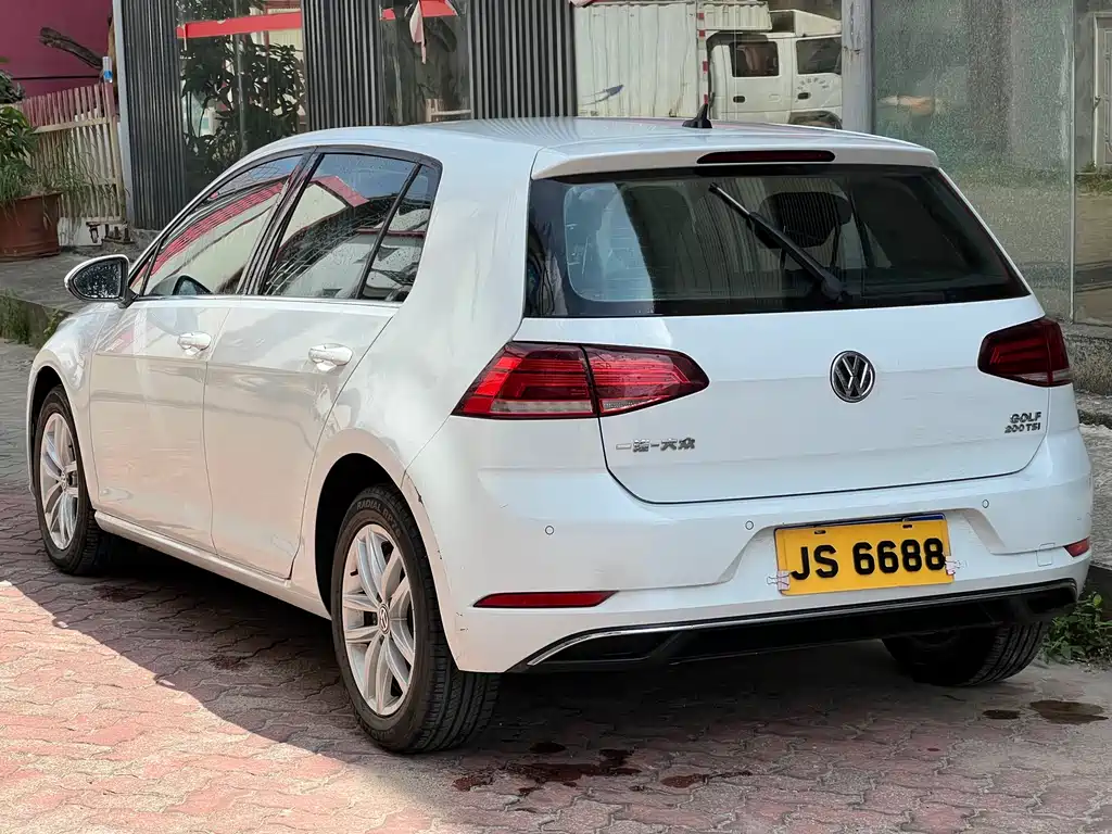 Volkswagen Golf 2019 200TSI DSG Comfort VI