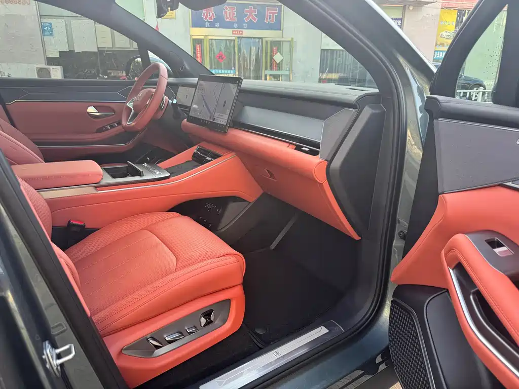 BYD Tang L — миниатюра 11