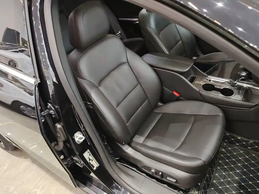 Chevrolet Malibu XL — миниатюра 25