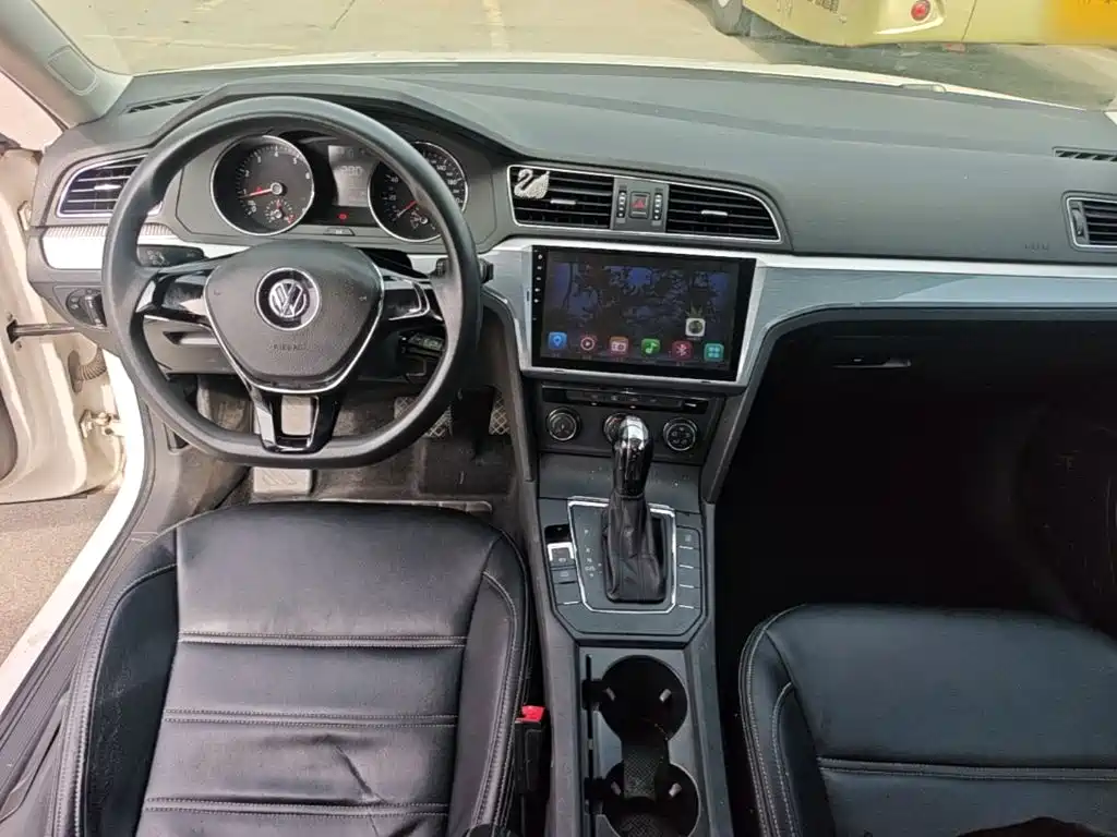 Volkswagen Lamando — миниатюра 10