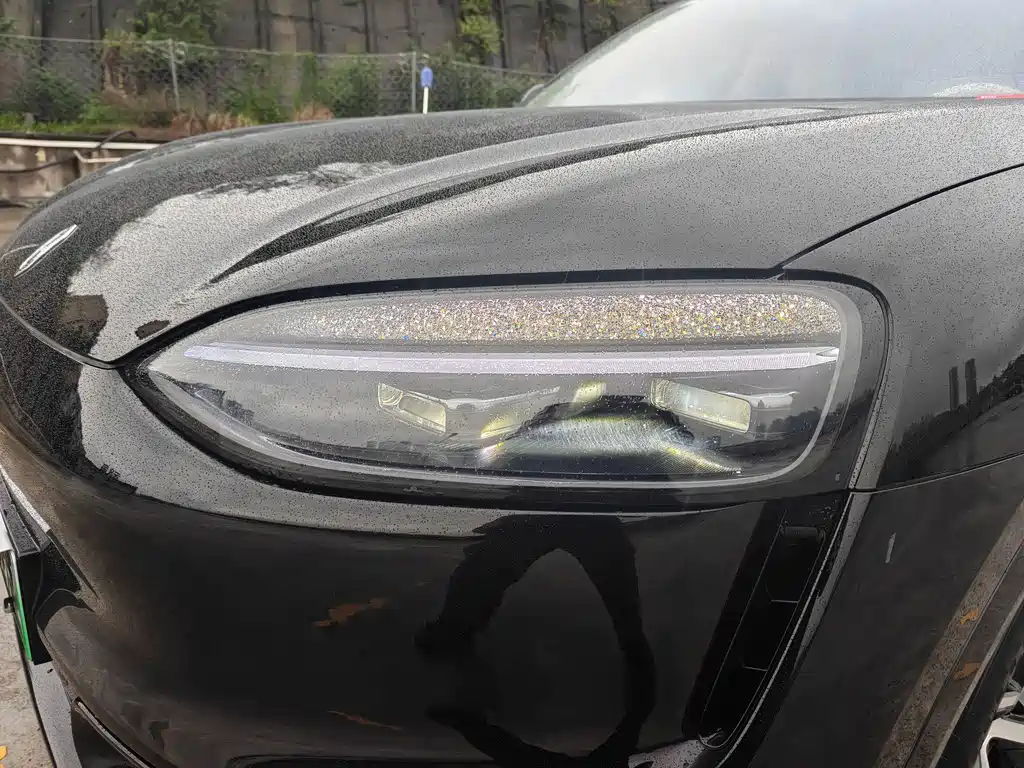 AITO AITO M6 — миниатюра 10