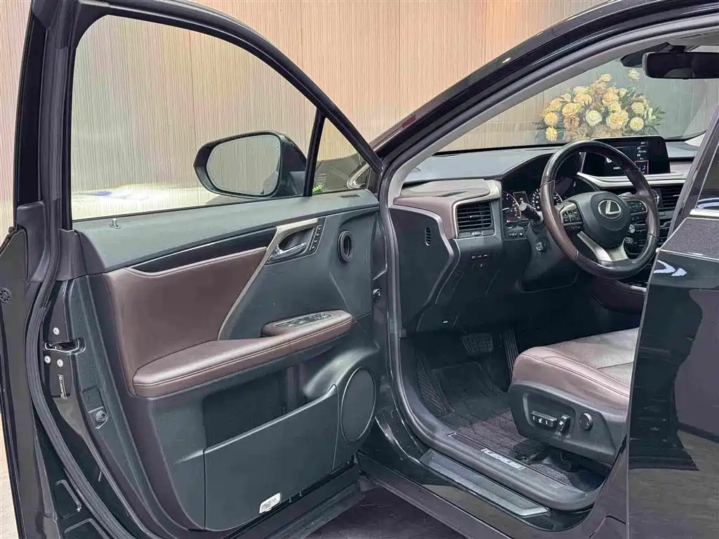 Lexus RX 2020 300 Elegant