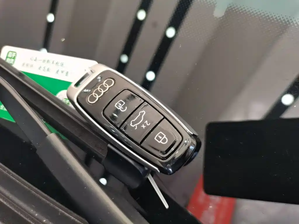 Audi A6L — миниатюра 9