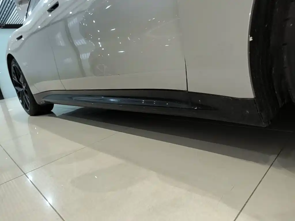 Xiaomi SU7 — миниатюра 21