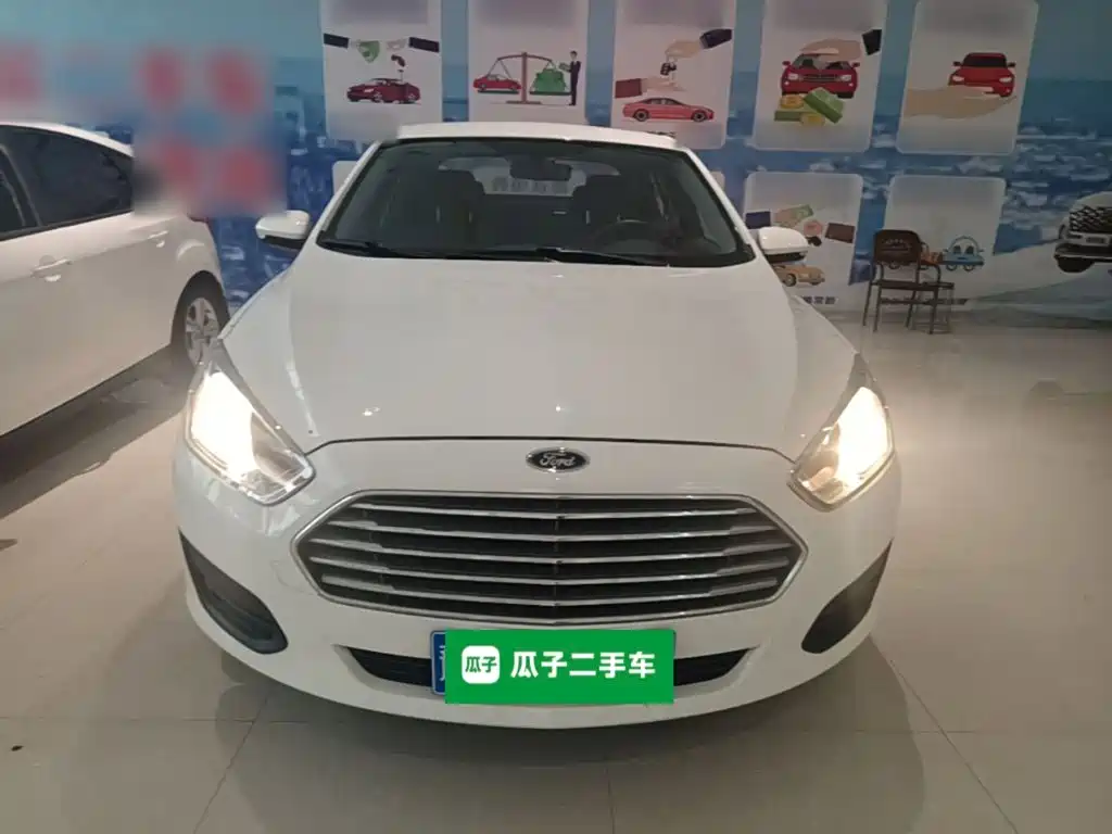 Ford Escort — миниатюра 3