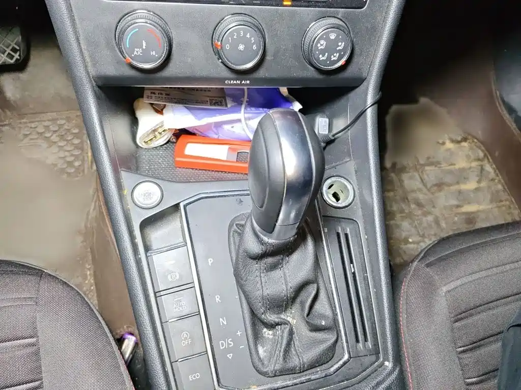 Volkswagen Lavida — миниатюра 7