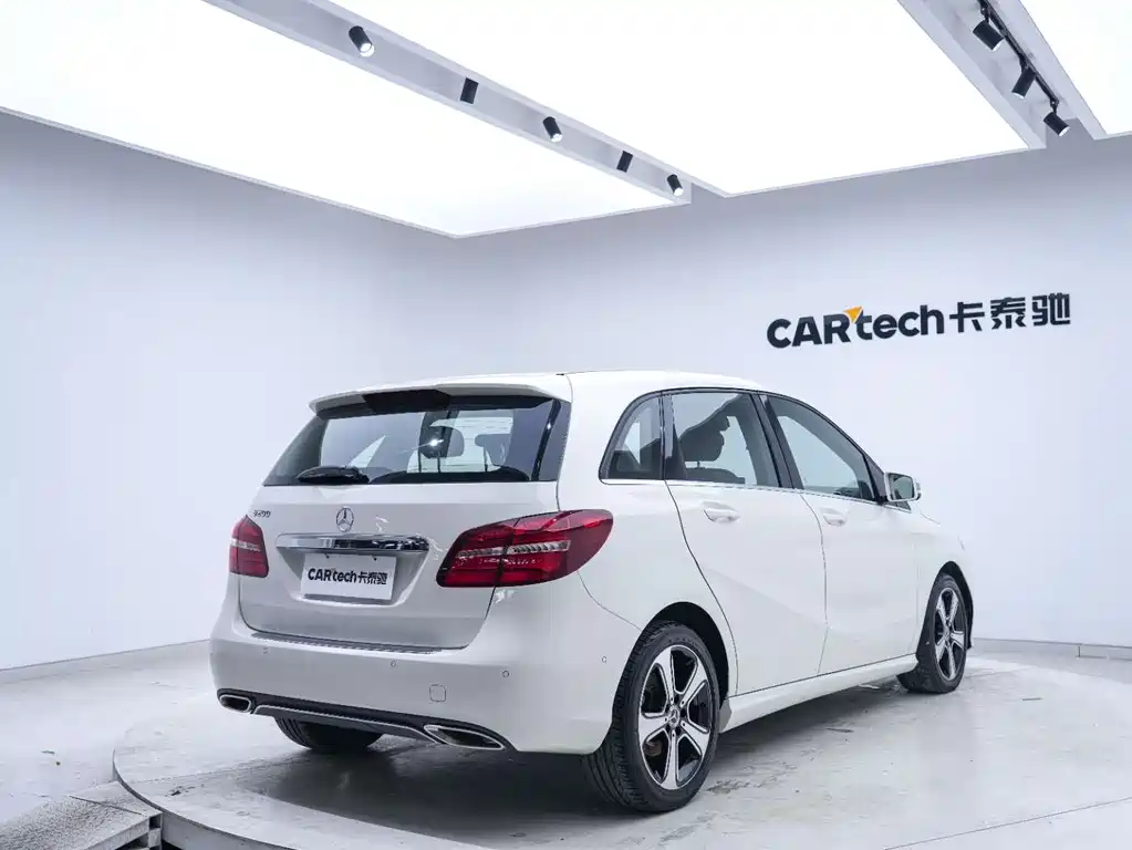 Mercedes-Benz B-Class — миниатюра 22