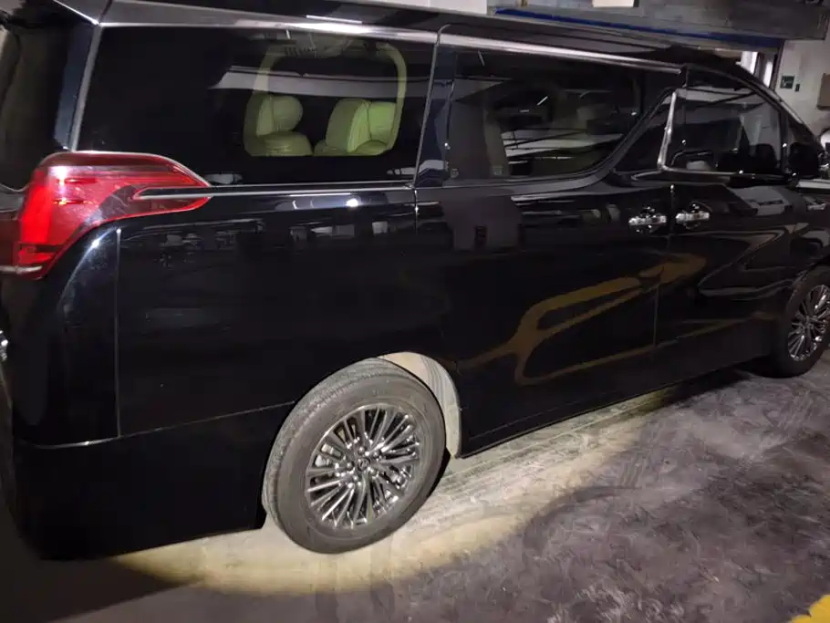 Toyota Alphard 2021 2.5L Luxury