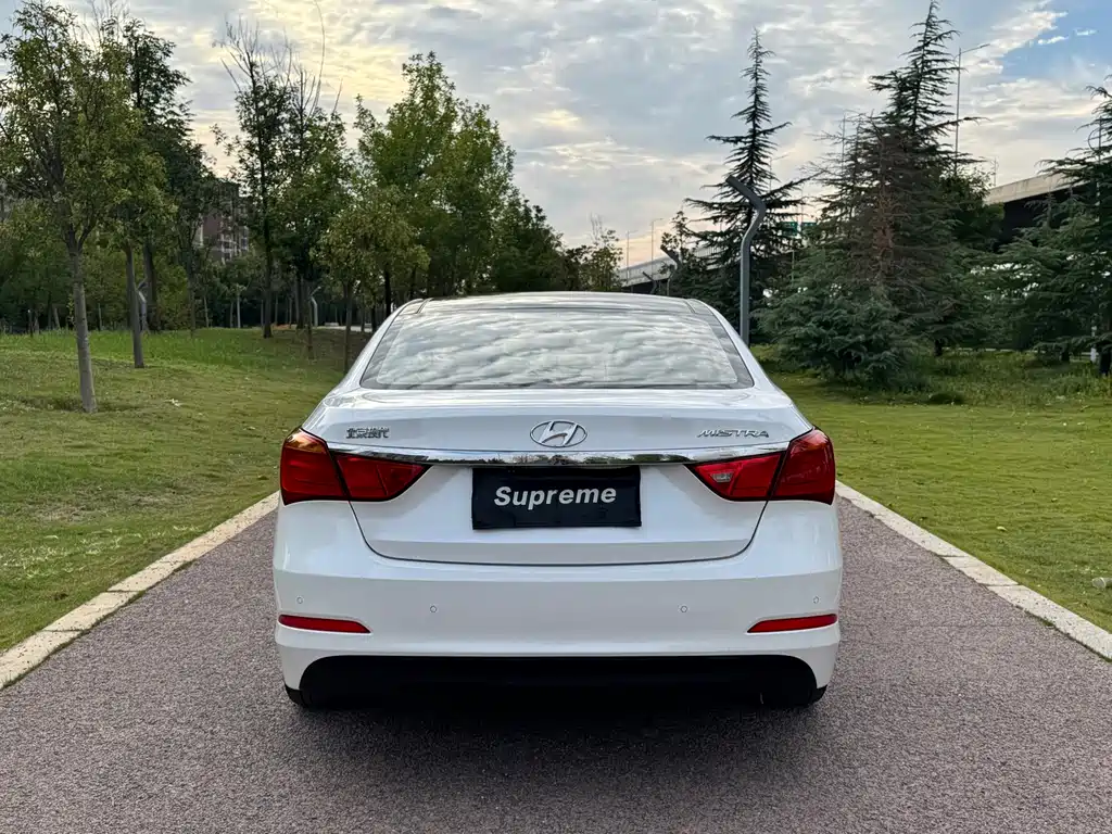 Hyundai Mistra — миниатюра 8