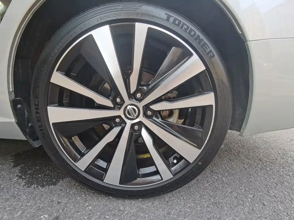 Nissan Teana — миниатюра 11