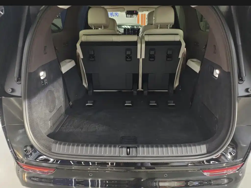 Li Auto Li MEGA — миниатюра 14