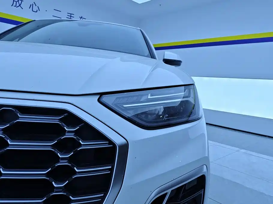 Audi Q5L — миниатюра 5