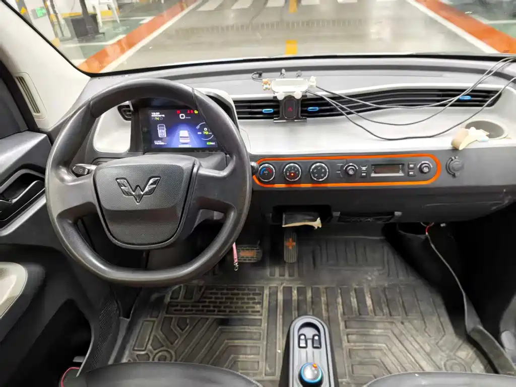 Wuling MINIEV — миниатюра 7