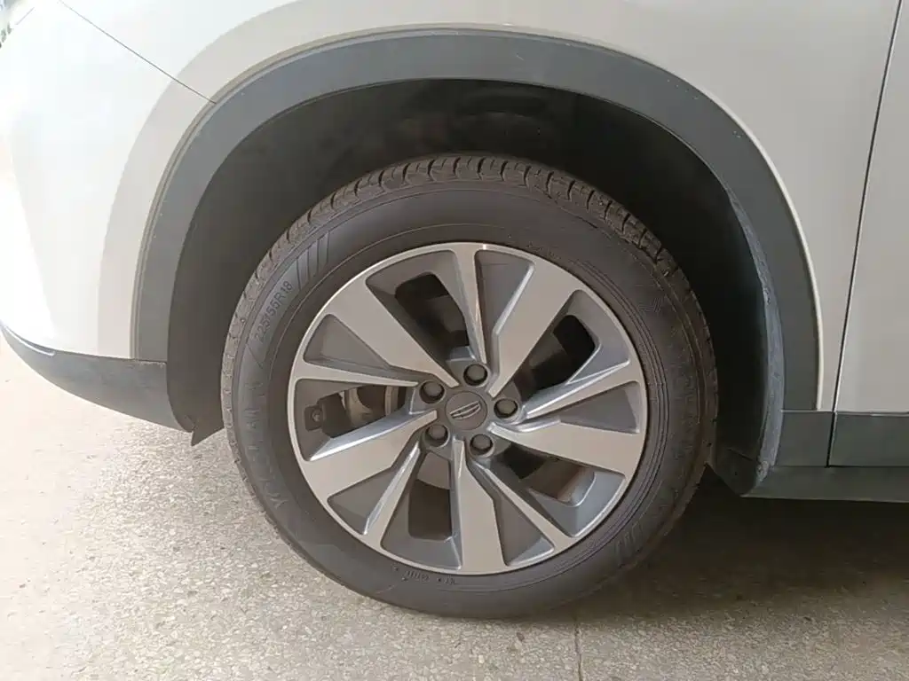 Geely Haoyue — миниатюра 23