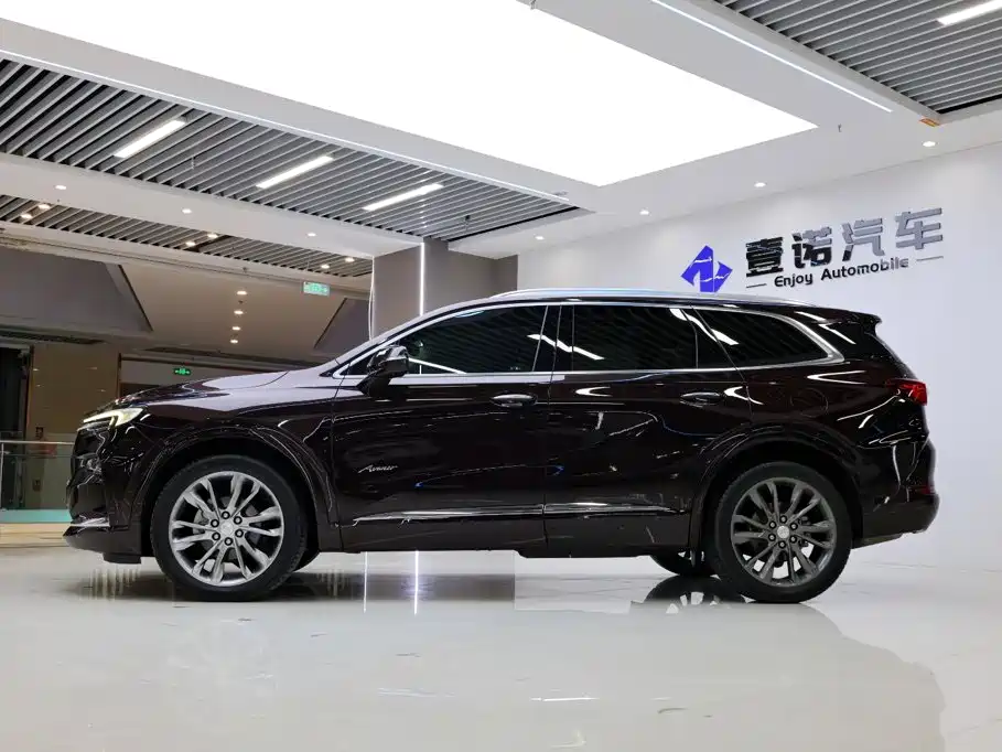 Buick Enclave — миниатюра 3