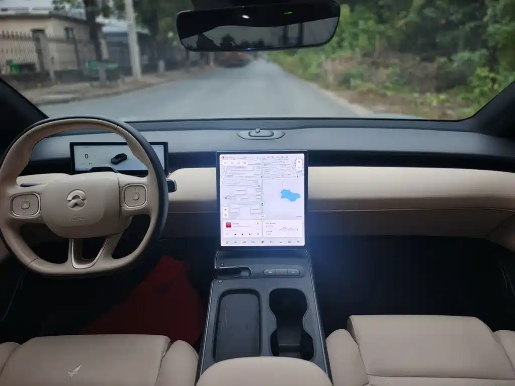 NIO ET5T — миниатюра 6