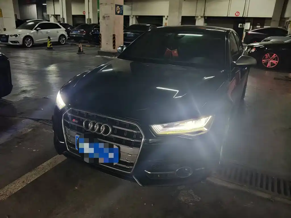 AUDI S6