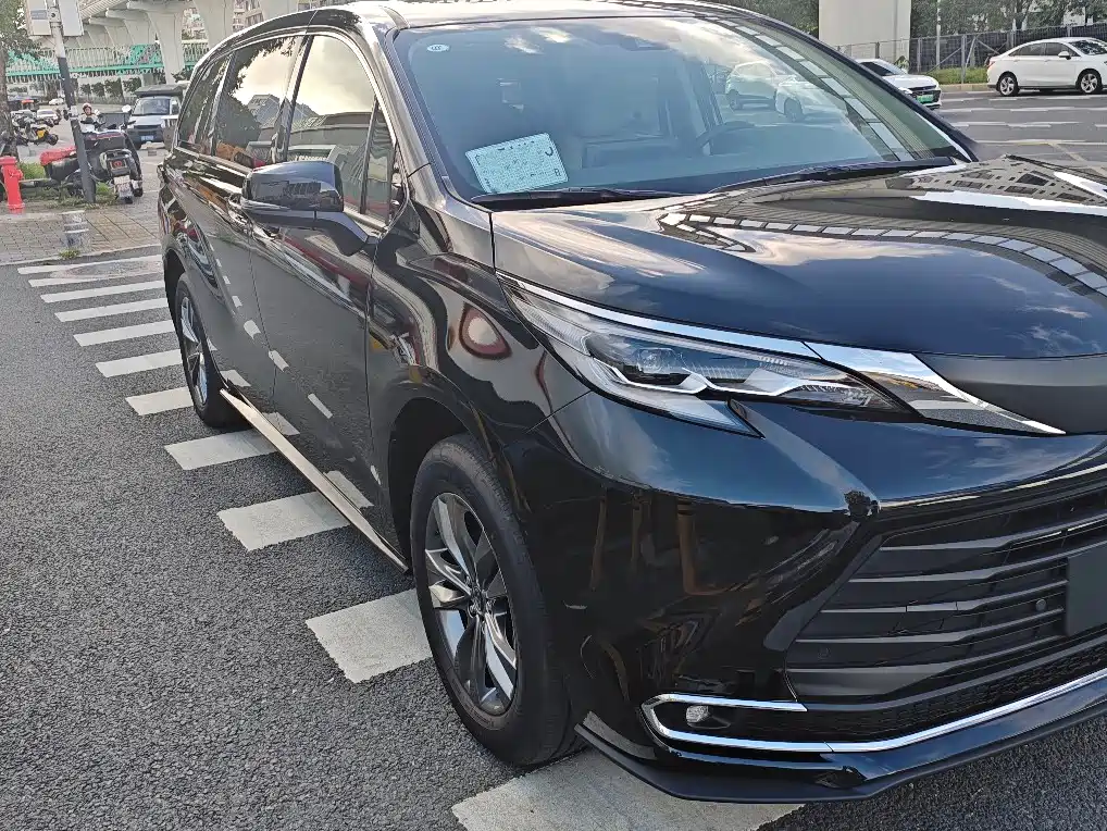 Toyota Sienna 2026 2.5L Comfort