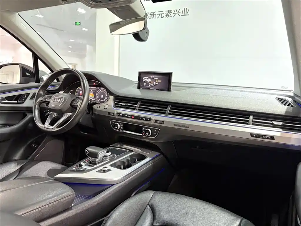 Audi Q7 New Energy — миниатюра 11