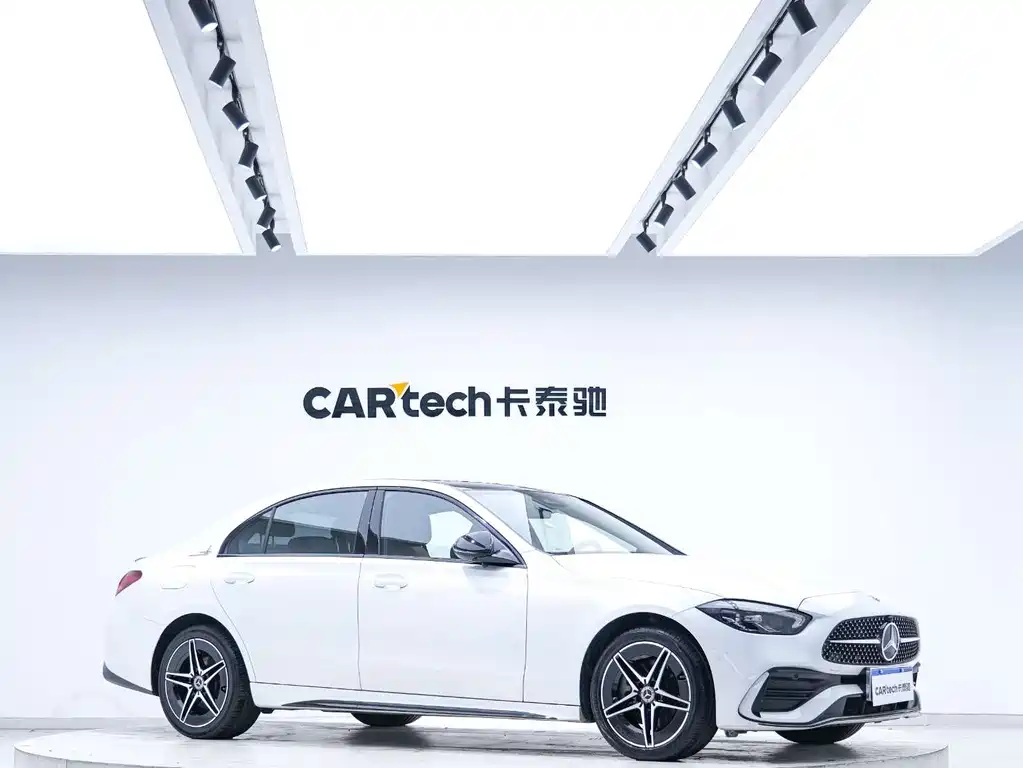 Mercedes-Benz C-Class — миниатюра 9