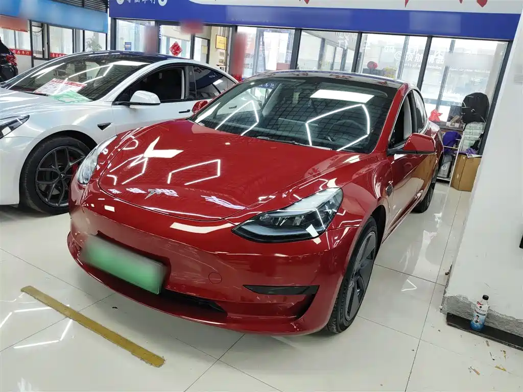 Tesla Model 3 2023