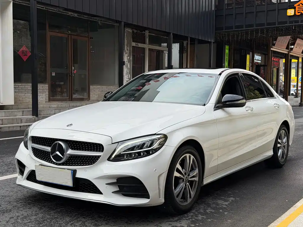 Mercedes-Benz C-Class 2020
