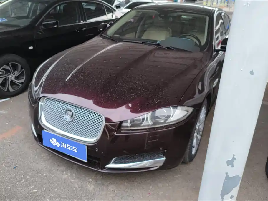 Купить Jaguar XF