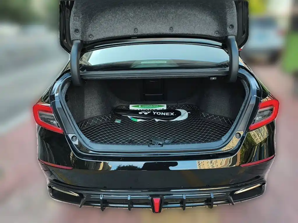 Honda Accord 2022 — фото 15