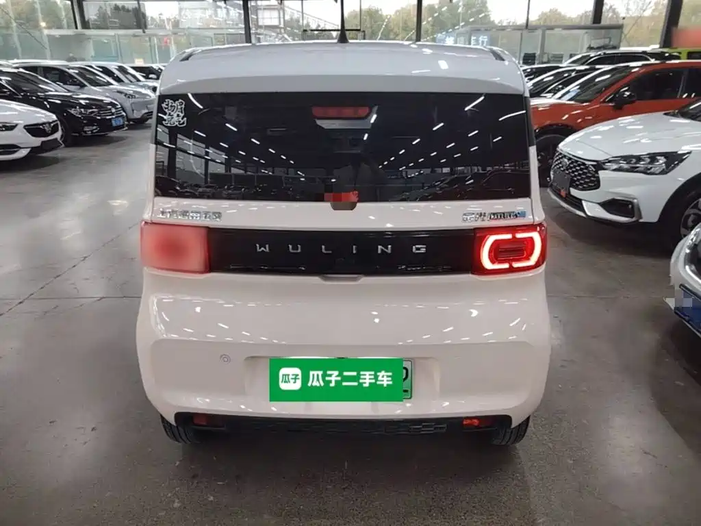 Wuling Hongguang Mini EV 2021 — фото 5