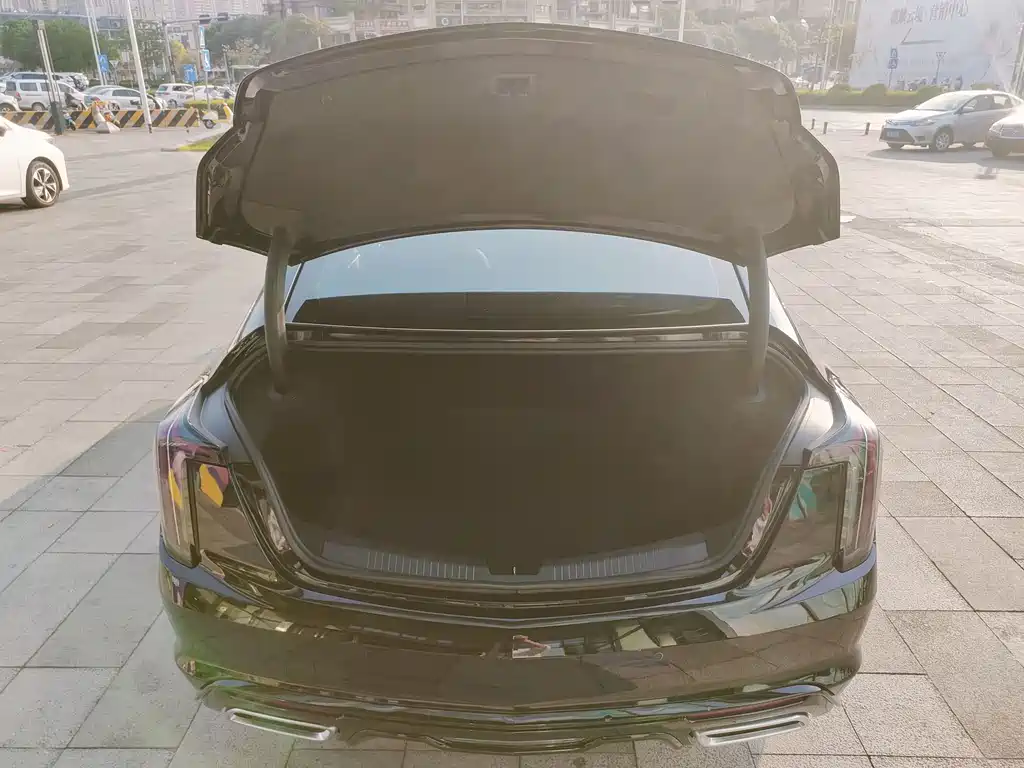 Cadillac CT5 — миниатюра 16