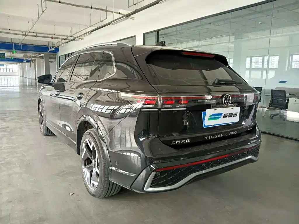 Volkswagen Tiguan L — миниатюра 4