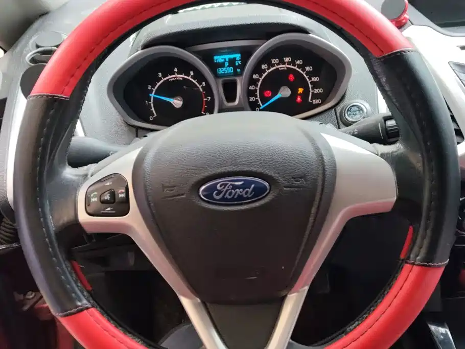 Ford Ecosport — миниатюра 15